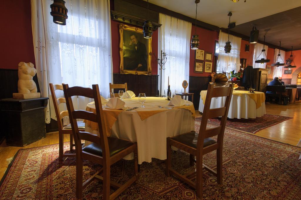Hotel Sporn Radomlje Buitenkant foto
