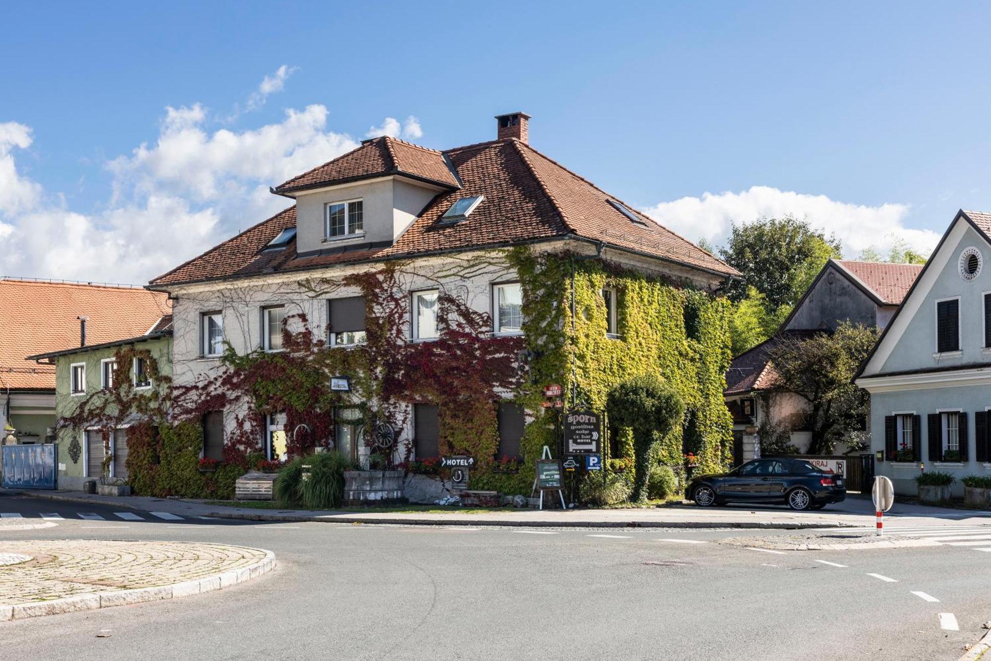 Hotel Sporn Radomlje Buitenkant foto