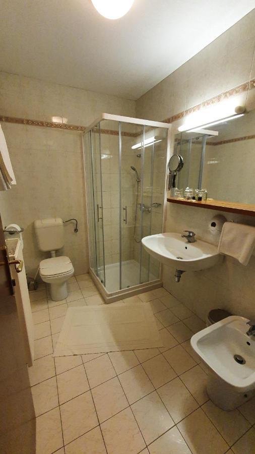 Hotel Sporn Radomlje Buitenkant foto
