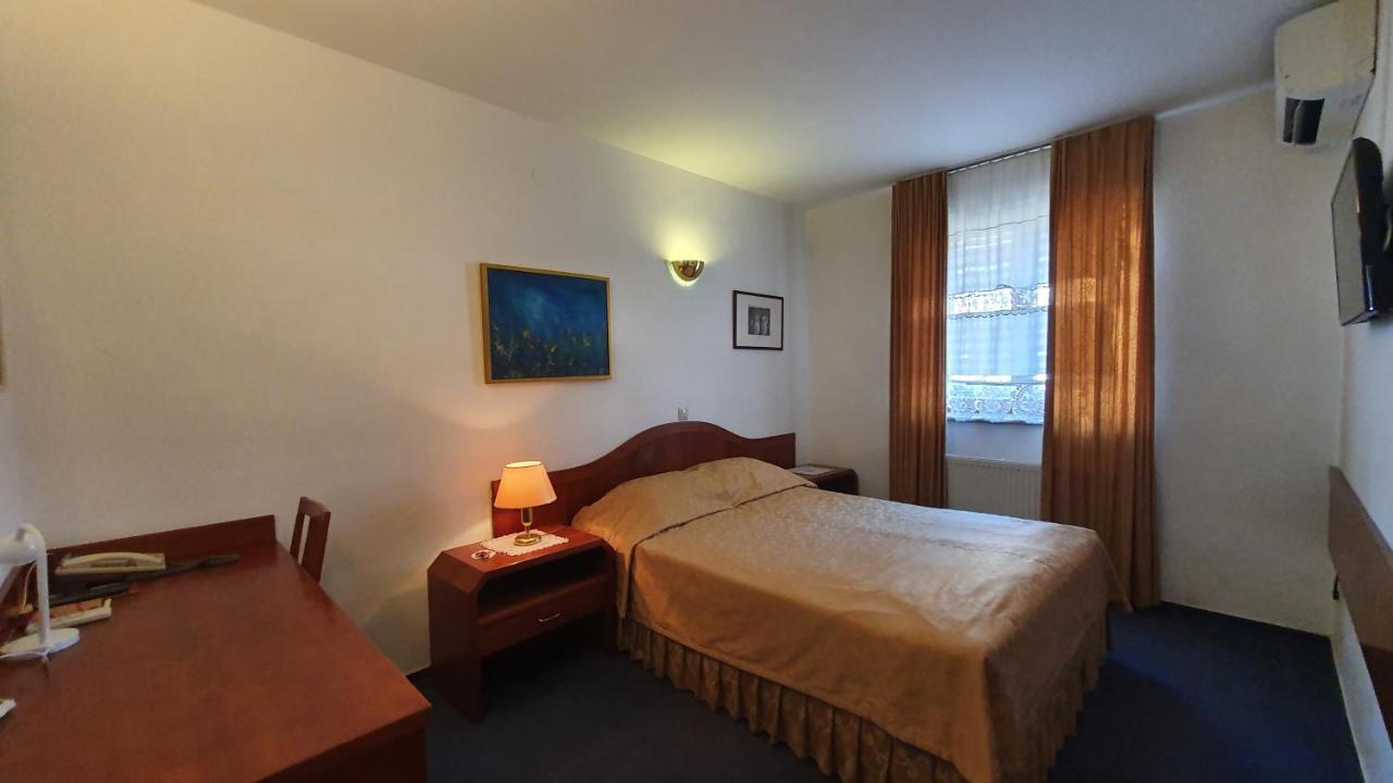 Hotel Sporn Radomlje Buitenkant foto