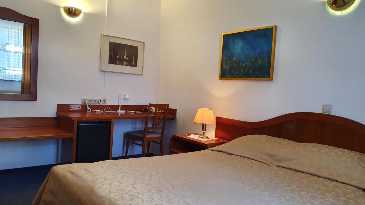 Hotel Sporn Radomlje Buitenkant foto